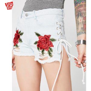 Hot & Delicious 'Late Bloomer' side lace shorts